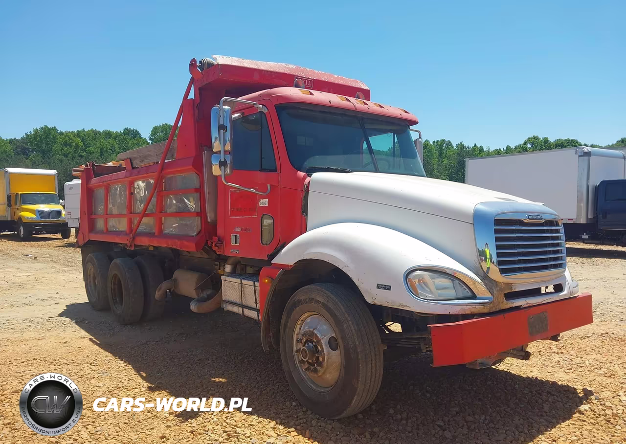 2005 Freightliner Conventional Columbia