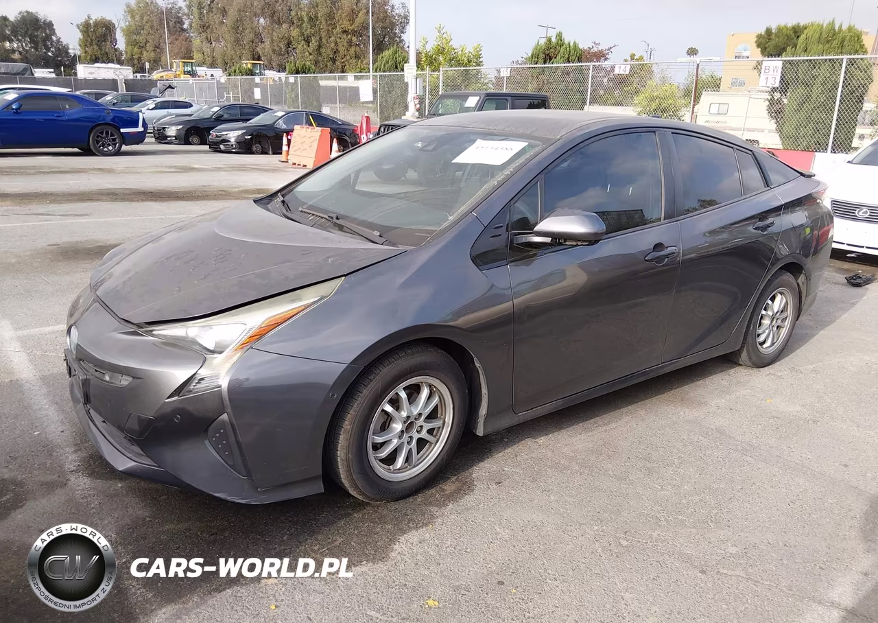 2018 Toyota Prius Two VIN:JTDKBRFU0J3595420 - 2