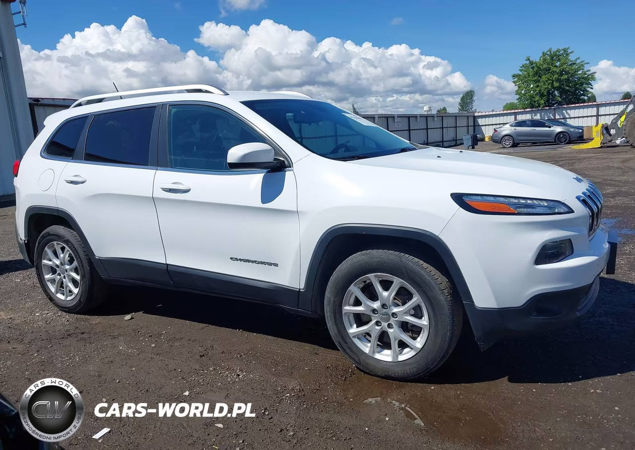 2014 Jeep Cherokee Latitude VIN:1C4PJMCB6EW125962 - 13