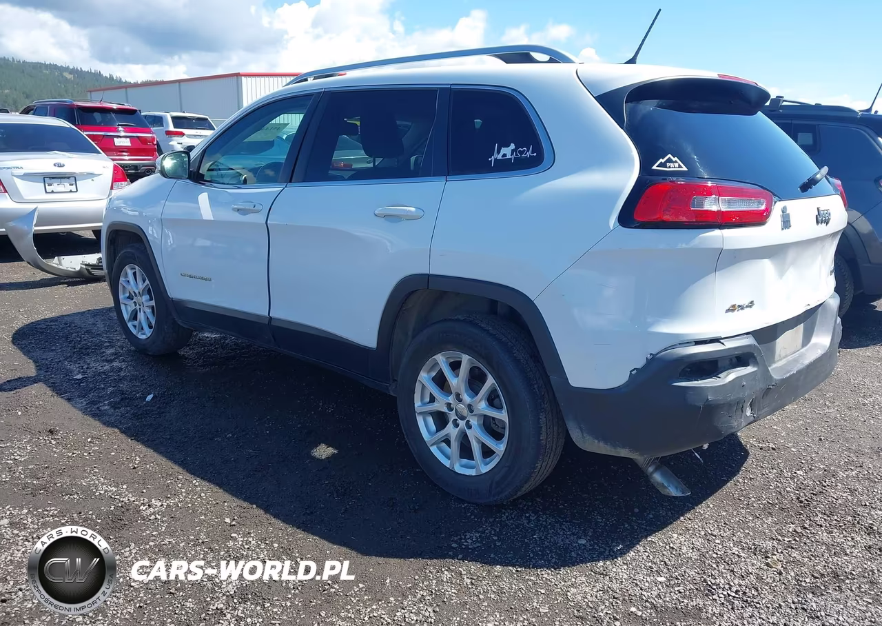 2014 Jeep Cherokee Latitude VIN:1C4PJMCB6EW125962 - 3