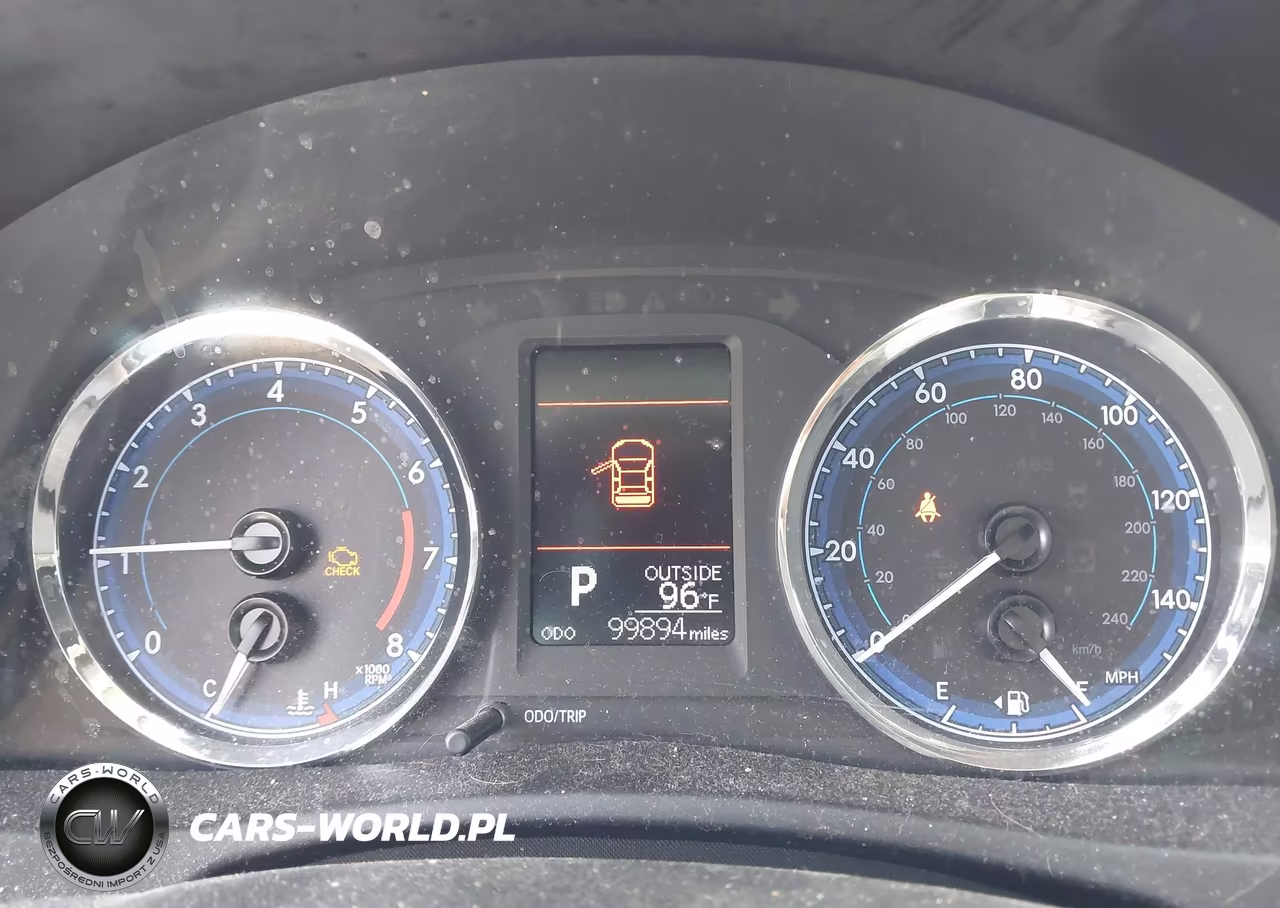2018 Toyota Corolla Le VIN:5YFBURHE9JP808047 - 7