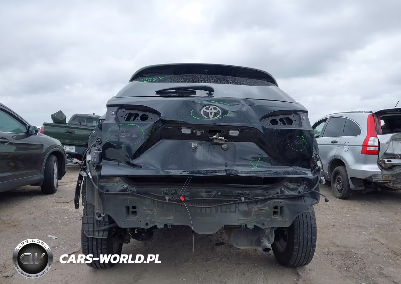 2022 Toyota Corolla Cross Le VIN:7MUCAAAG9NV006871 - 6