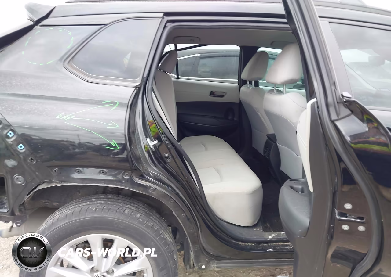 2022 Toyota Corolla Cross Le VIN:7MUCAAAG9NV006871 - 8
