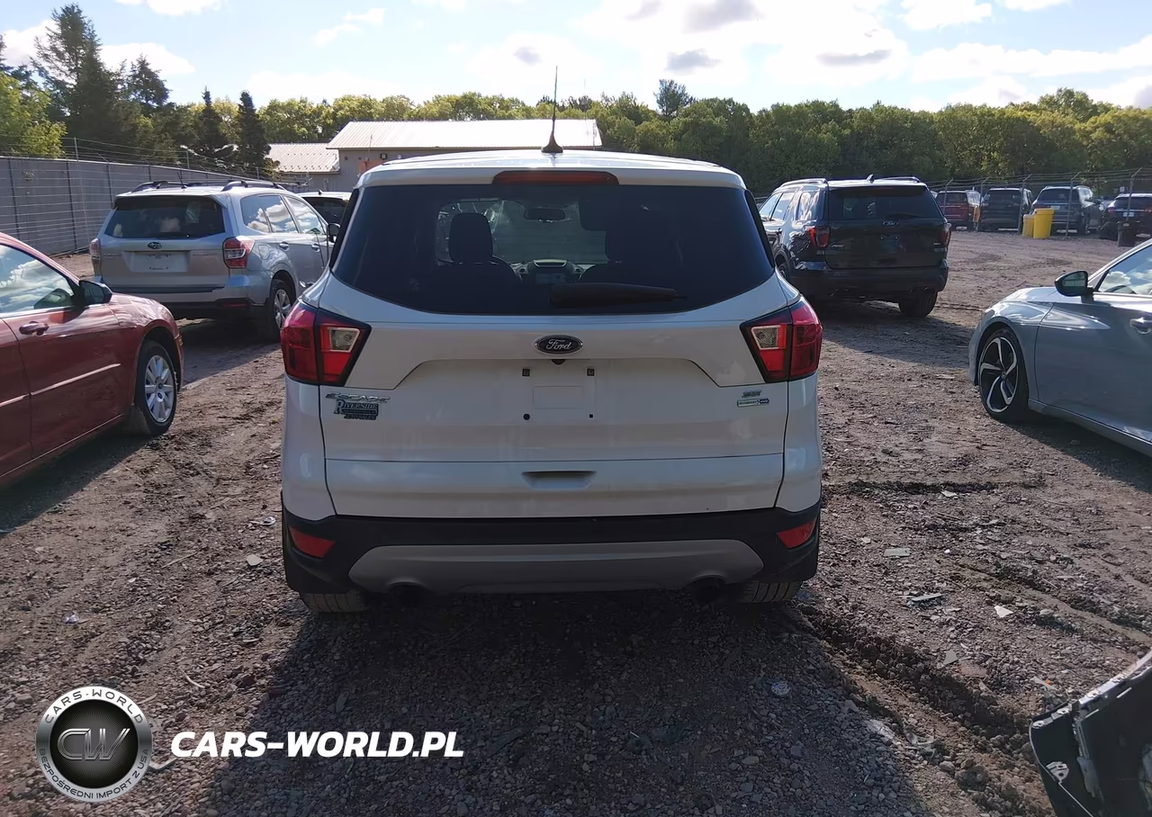 2019 Ford Escape Se VIN:1FMCU9GD5KUC51084 - 17