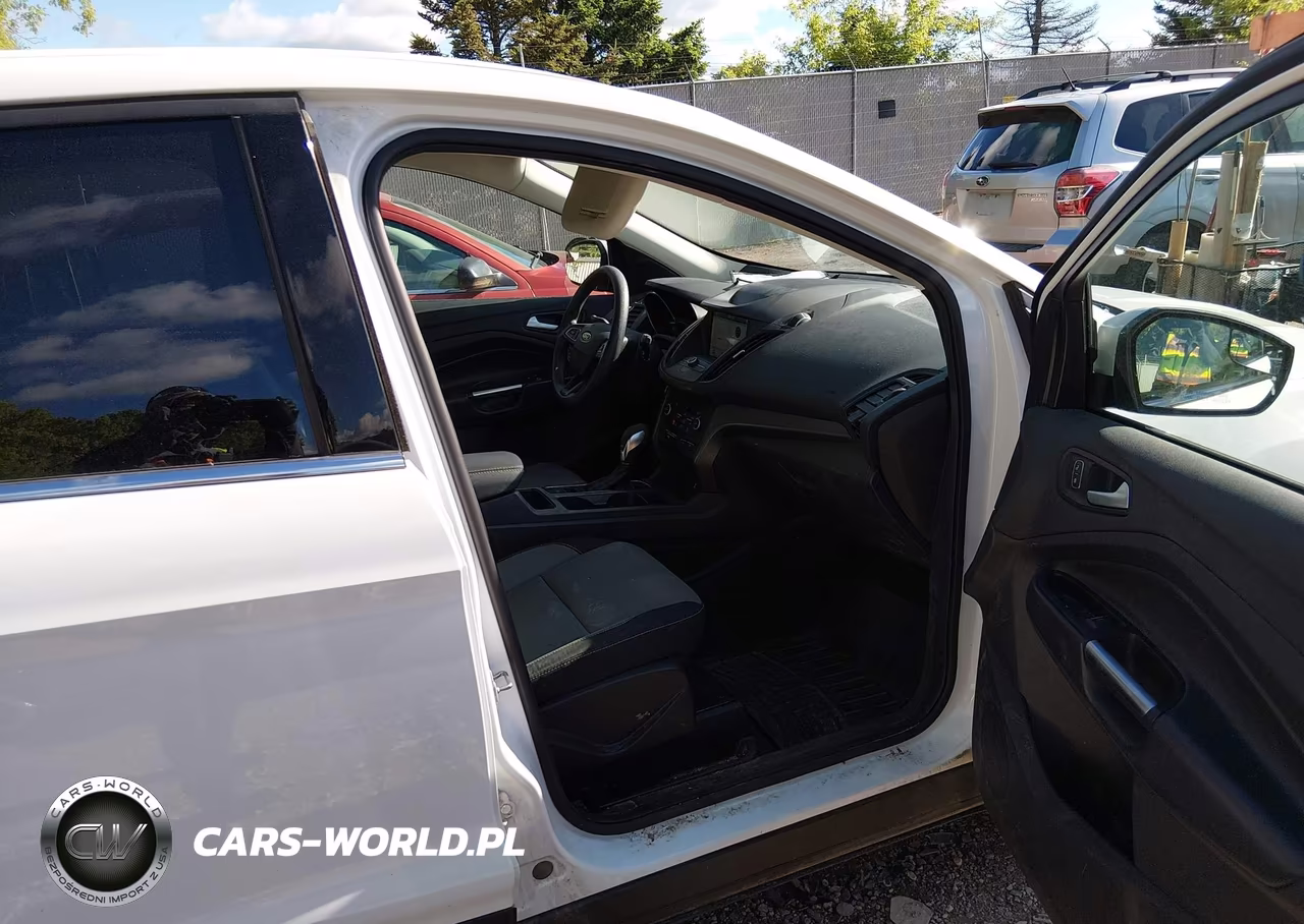 2019 Ford Escape Se VIN:1FMCU9GD5KUC51084 - 5