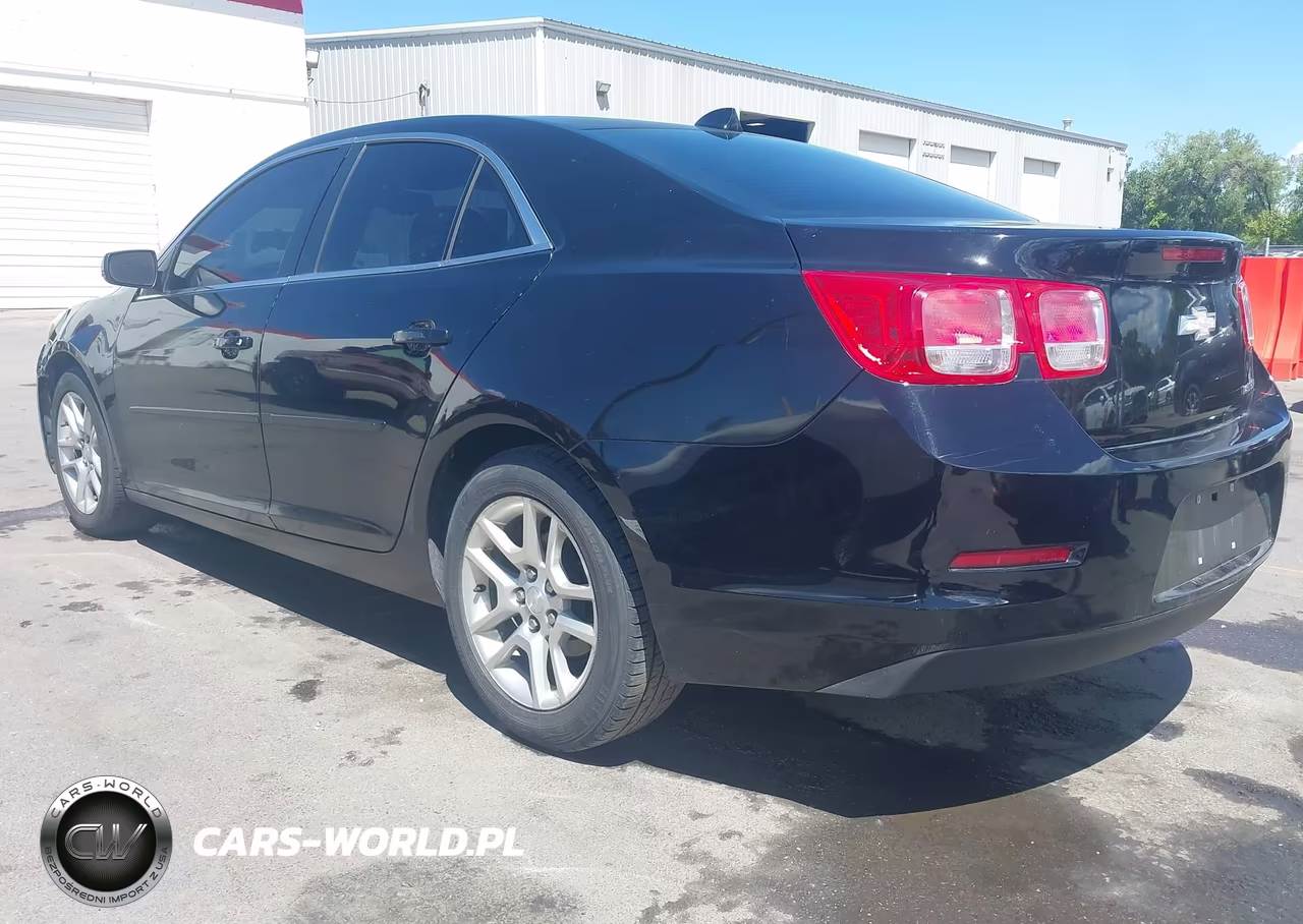 2013 Chevrolet Malibu 1Lt VIN:1G11C5SA8DU135393 - 3
