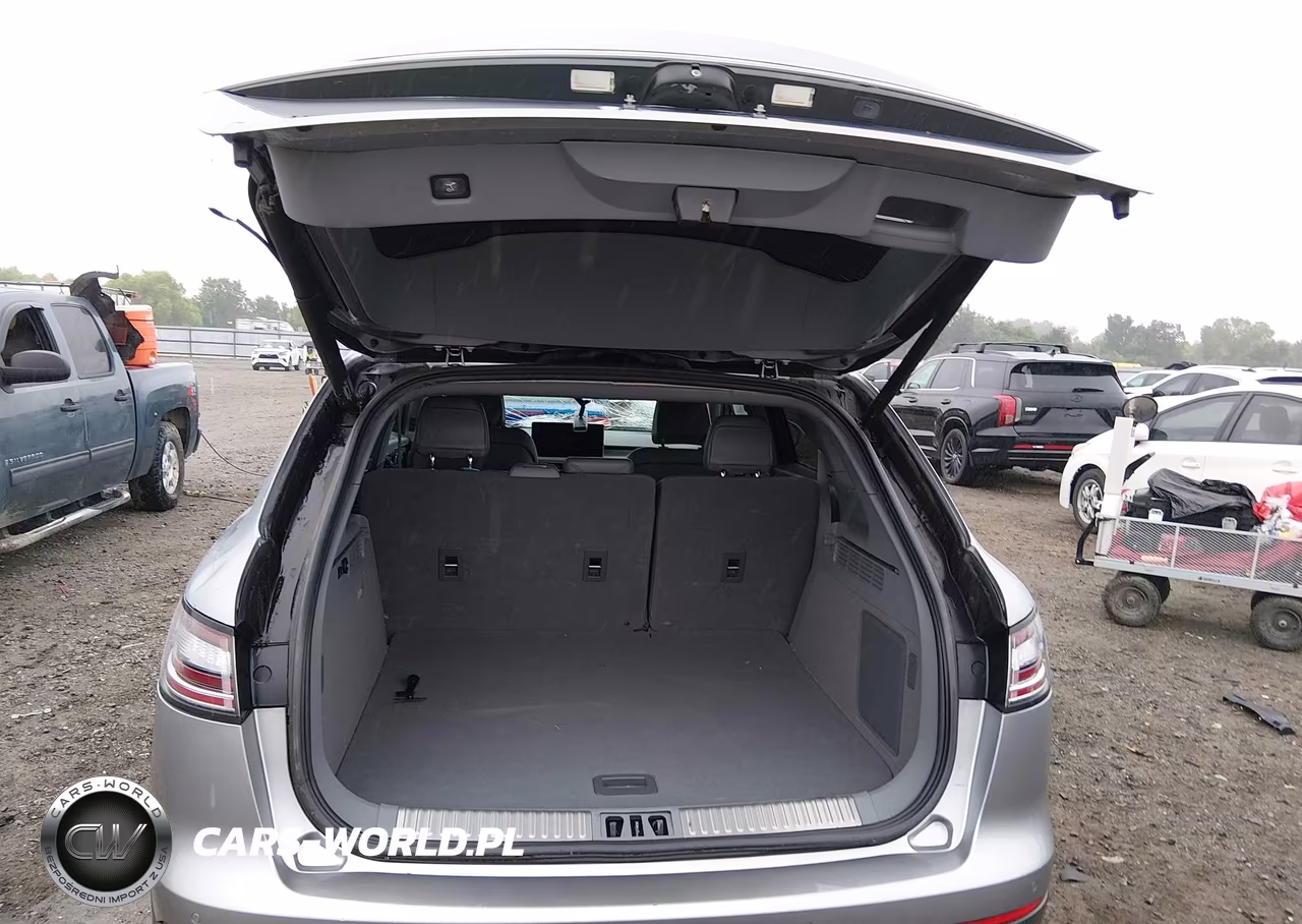 2021 Lincoln Nautilus Reserve VIN:2LMPJ6K97MBL01721 - 18