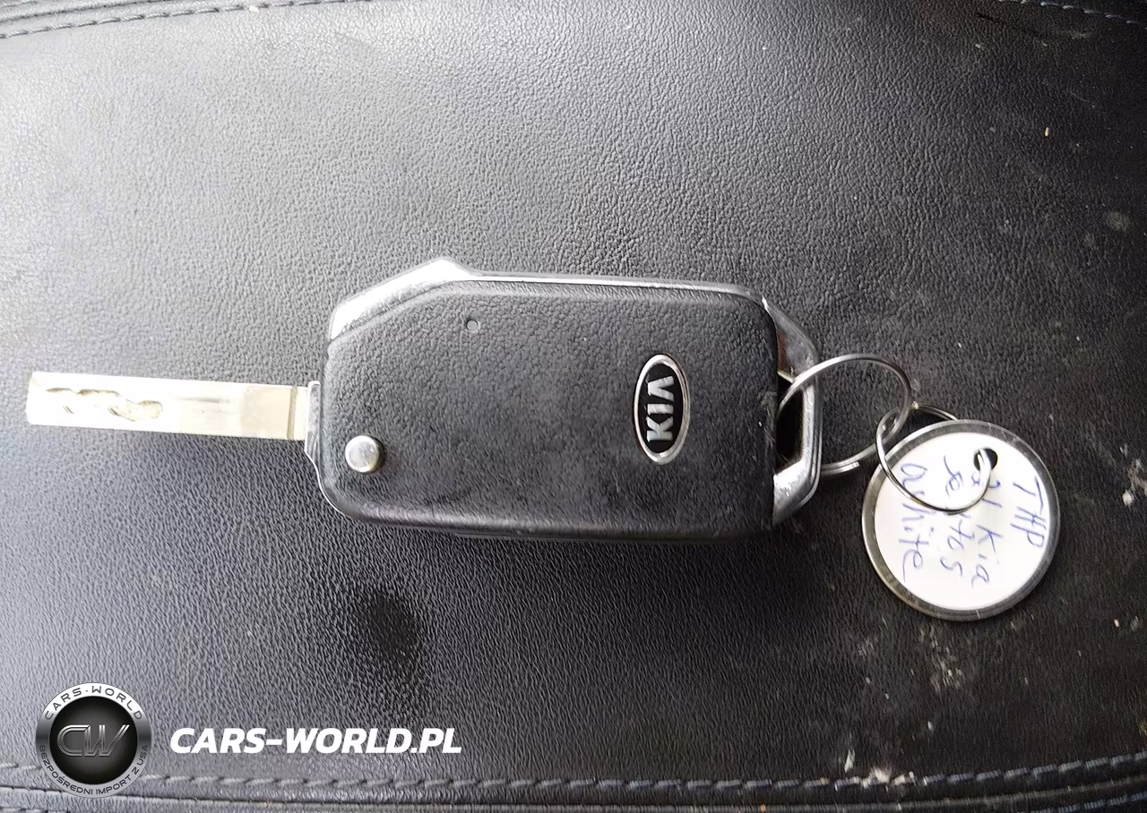 2021 Kia Seltos S VIN:KNDEU2AA8M7119330 - 11