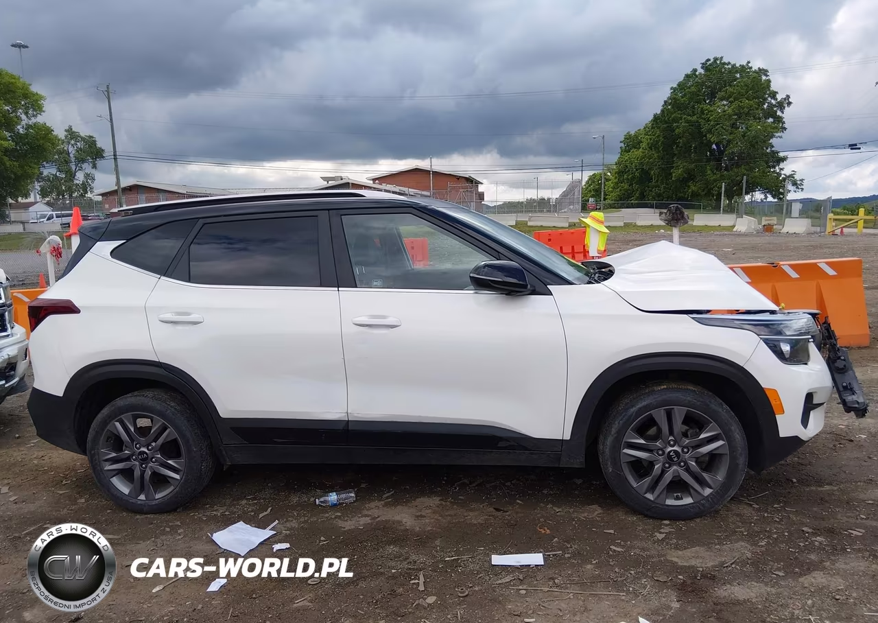 2021 Kia Seltos S VIN:KNDEU2AA8M7119330 - 14