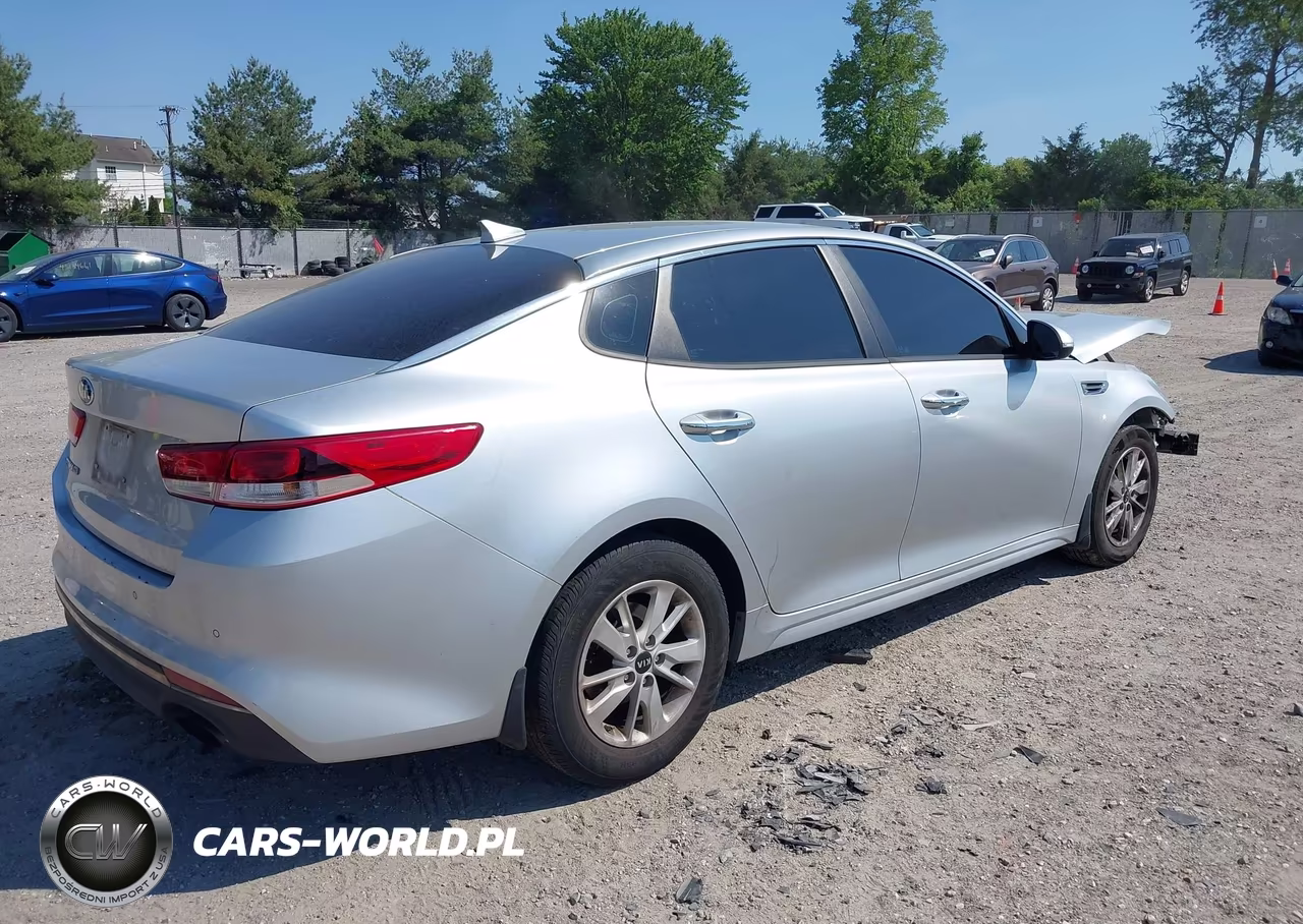 2018 Kia Optima Lx VIN:5XXGT4L32JG191343 - 4