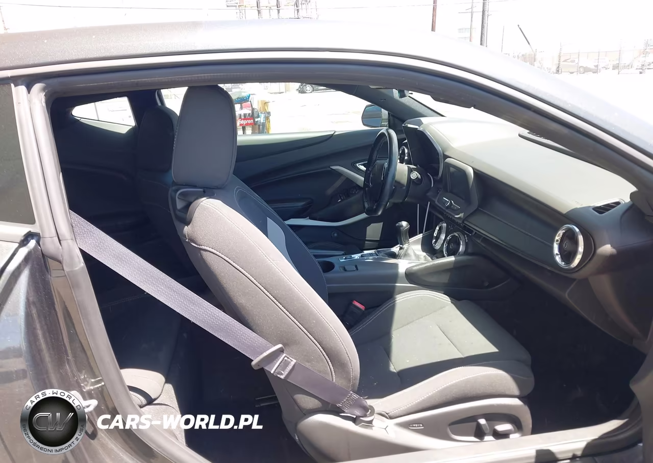 2017 Chevrolet Camaro 1Ls VIN:1G1FA1RX9H0189667 - 5
