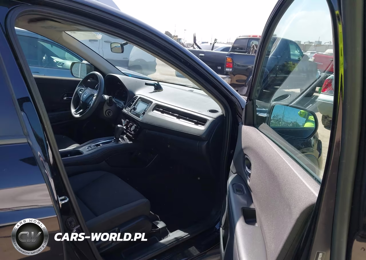 2019 Honda Hr-V Lx VIN:3CZRU5H36KG716255 - 5