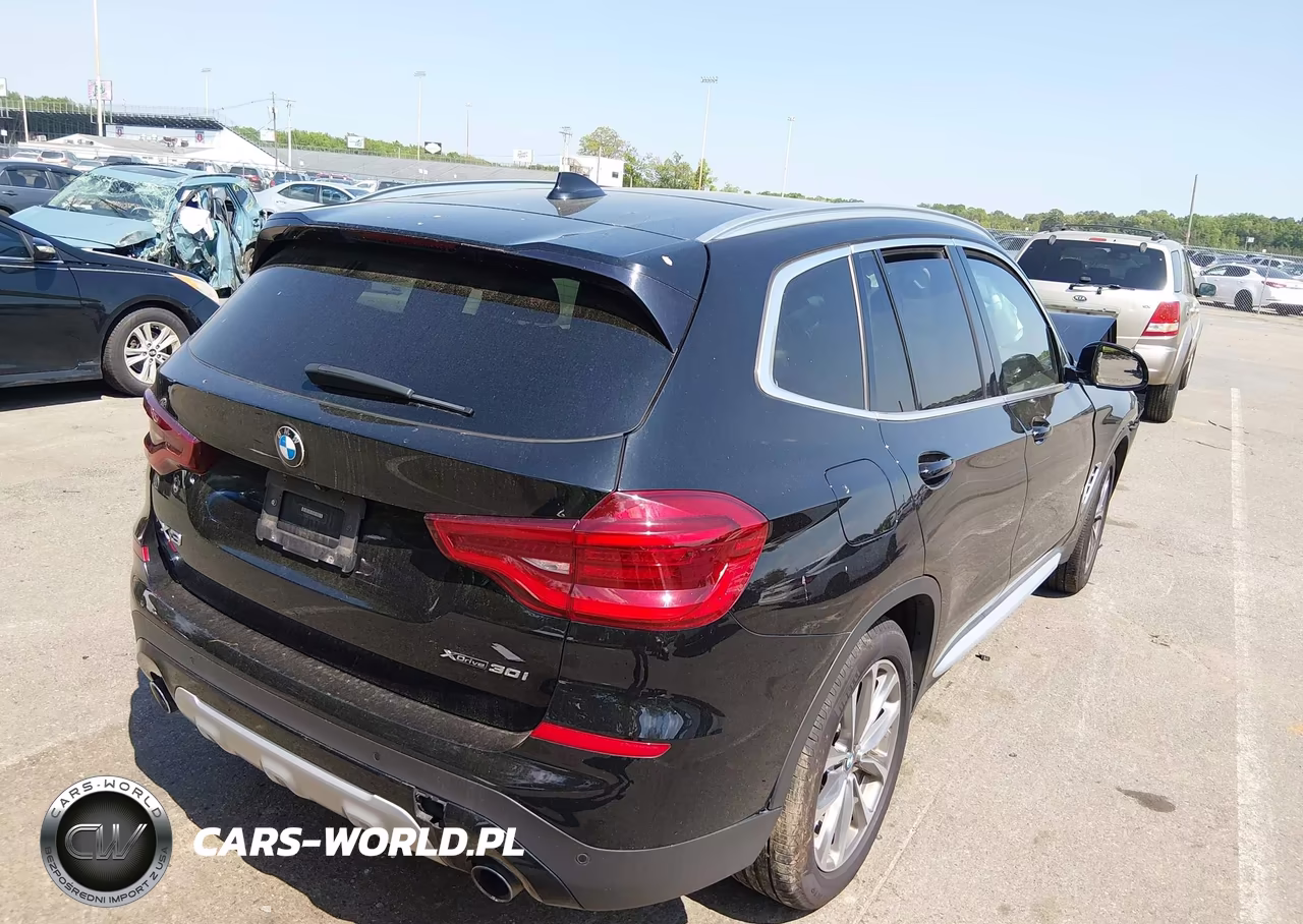2019 BMW X3 xDrive30I VIN:5UXTR9C54KLE12536 - 4