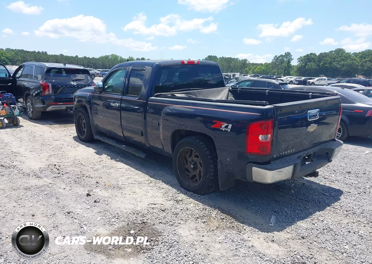 2011 Chevrolet Silverado 1500 Lt VIN:1GCRKSE30BZ181566 - 3