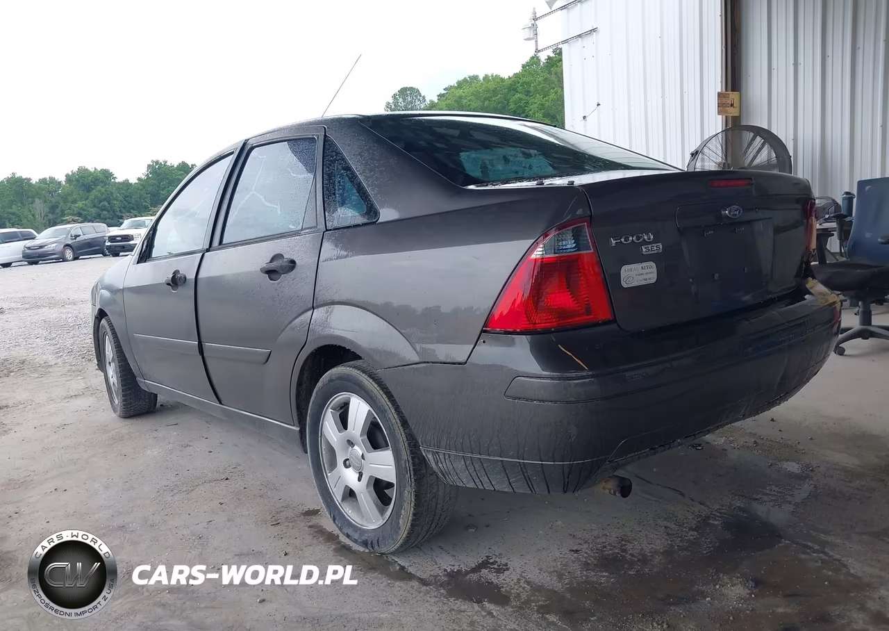 2007 Ford Focus S-Se-Ses VIN:1FAHP34N27W302618 - 3