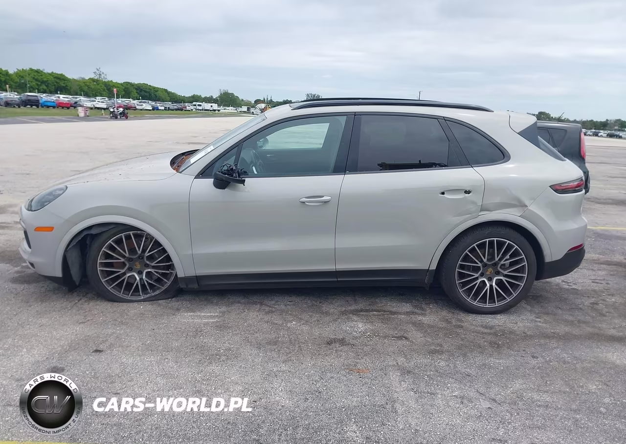 2021 Porsche Cayenne VIN:WP1AA2AYXMDA00635 - 14