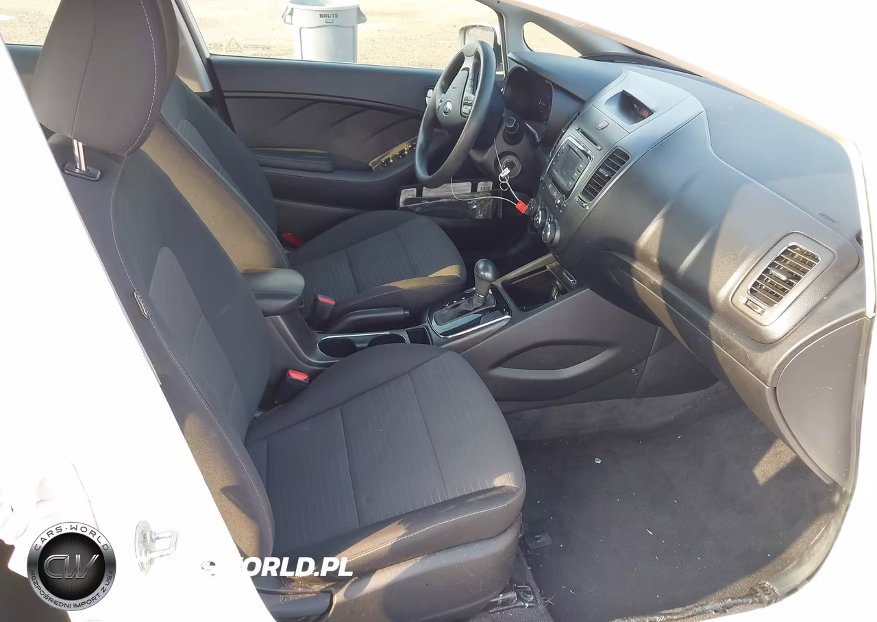 2017 Kia Forte Lx VIN:3KPFL4A78HE160277 - 5