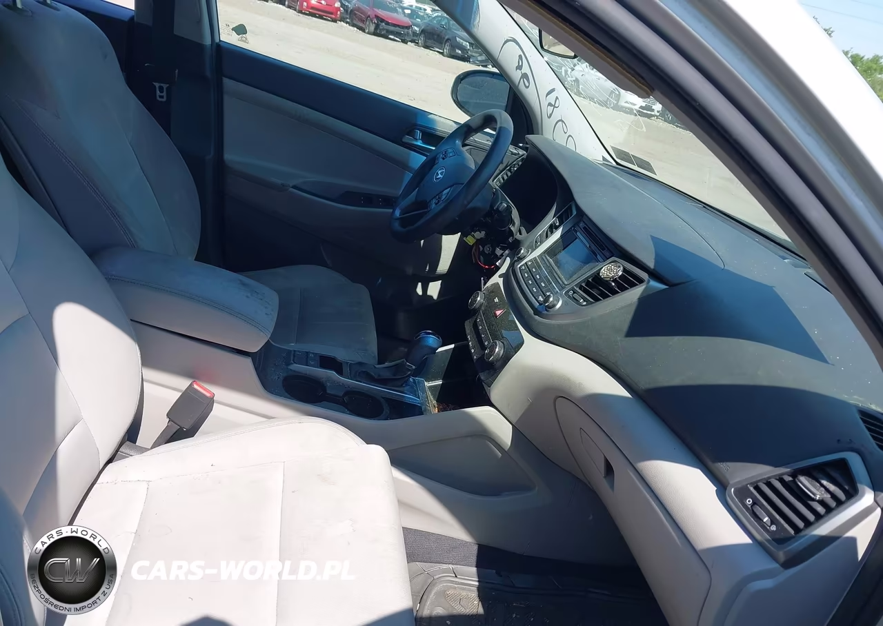 2017 Hyundai Tucson Se VIN:KM8J3CA40HU583281 - 5