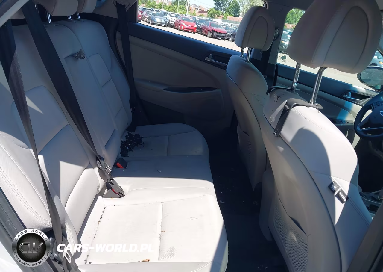 2017 Hyundai Tucson Se VIN:KM8J3CA40HU583281 - 8