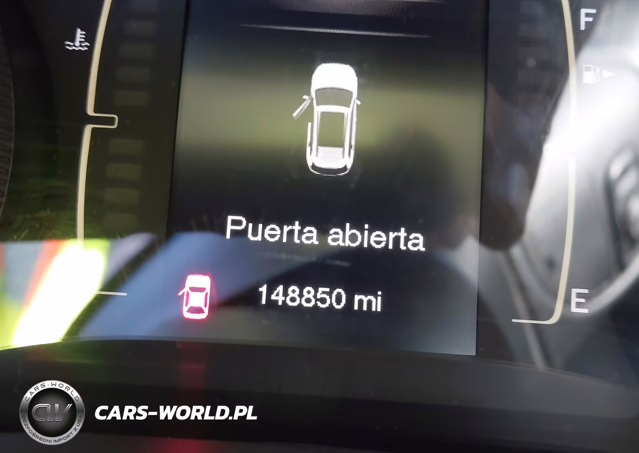 2015 Jeep Cherokee Latitude VIN:1C4PJMCB2FW614862 - 15