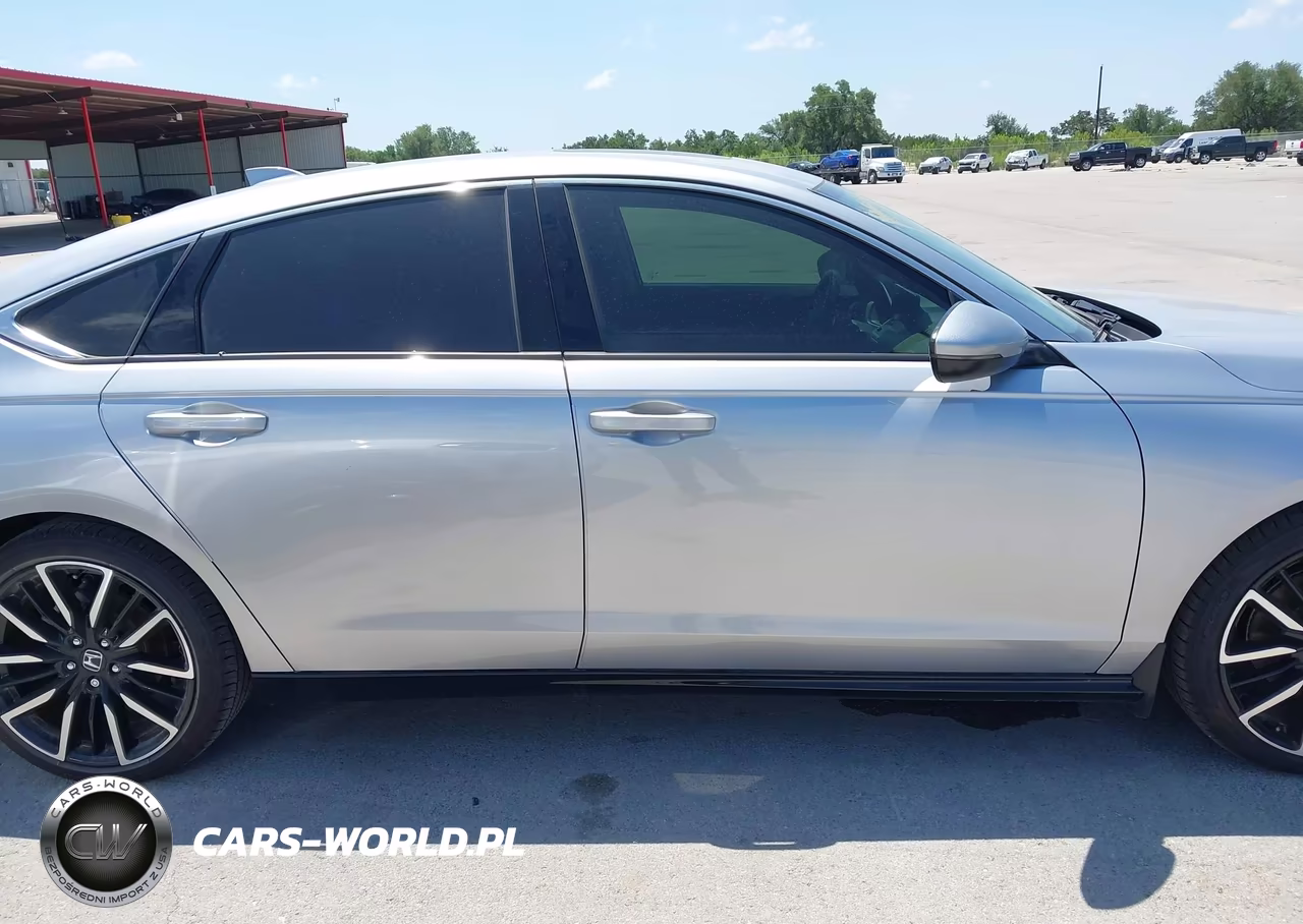 2025 Honda Accord Hybrid Touring VIN:1HGCY2F88SA044874 - 14