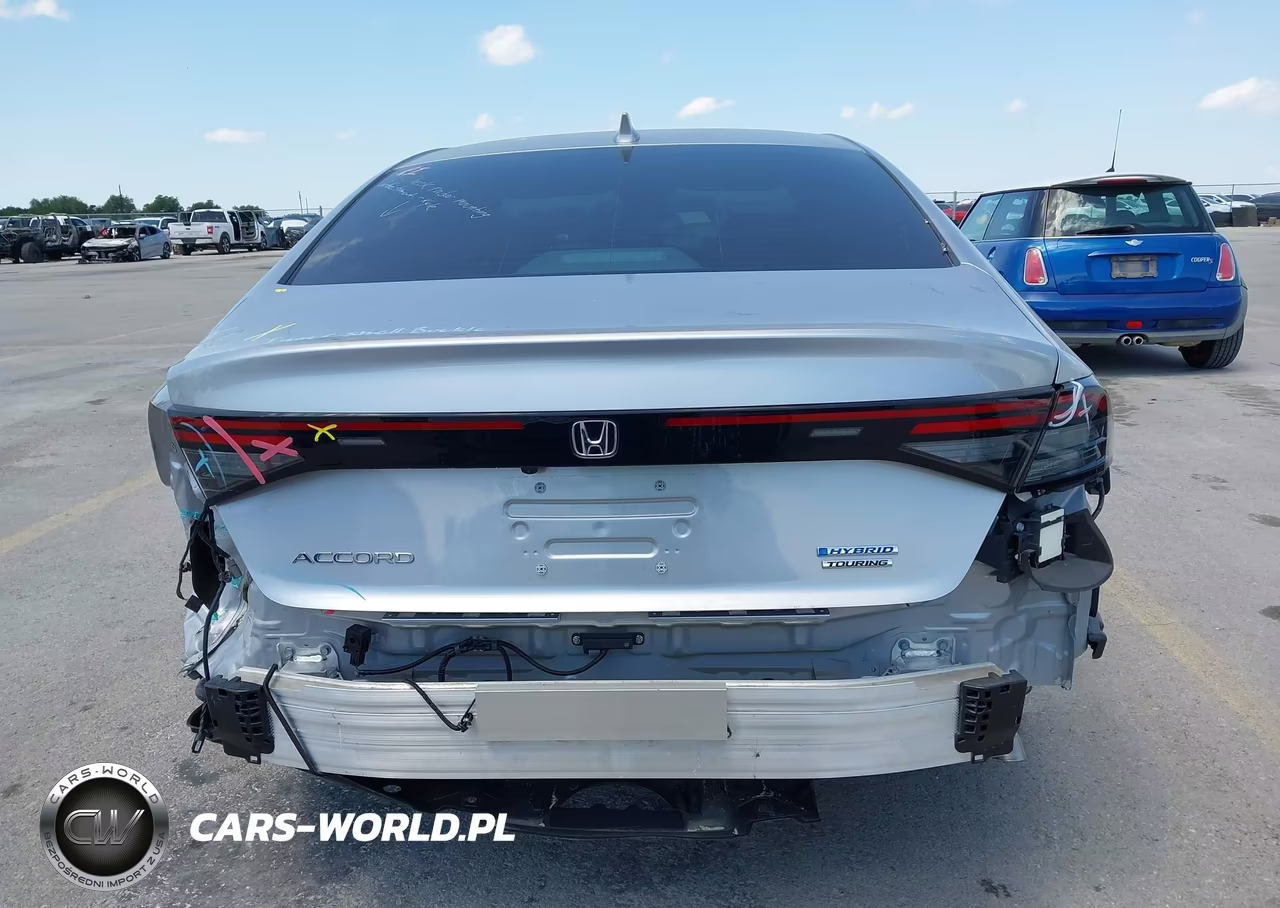 2025 Honda Accord Hybrid Touring VIN:1HGCY2F88SA044874 - 17
