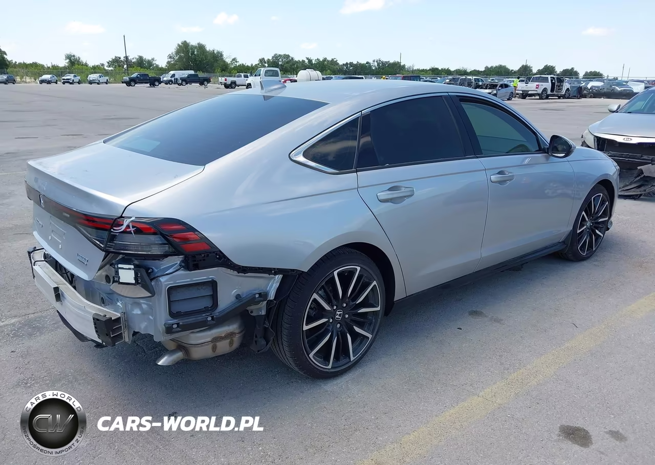 2025 Honda Accord Hybrid Touring VIN:1HGCY2F88SA044874 - 4