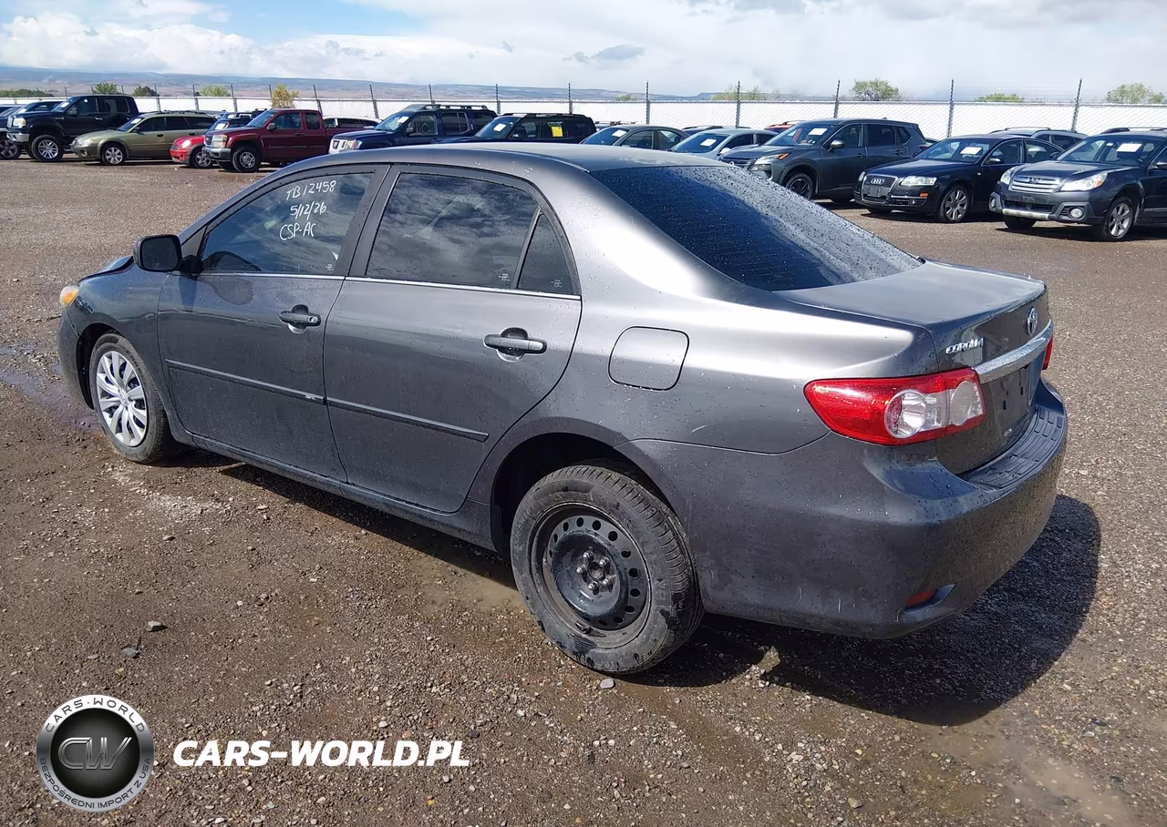 2013 Toyota Corolla Le VIN:5YFBU4EE6DP078500 - 3