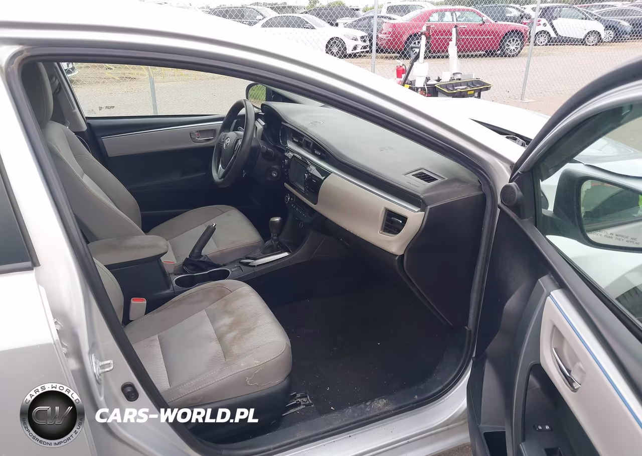 2016 Toyota Corolla Le VIN:2T1BURHE7GC626596 - 5