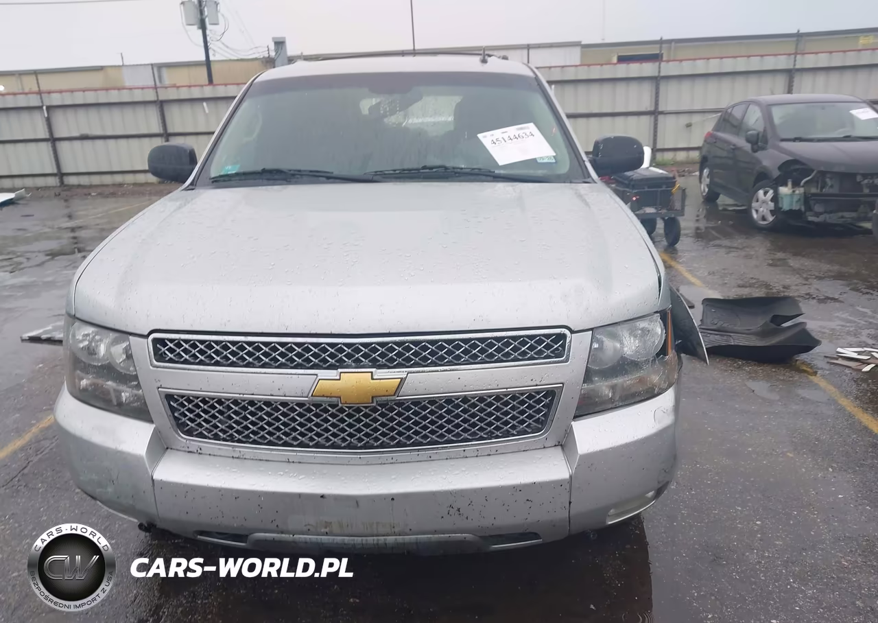 2013 Chevrolet Suburban 1500 Lt VIN:1GNSCJE07DR221649 - 12
