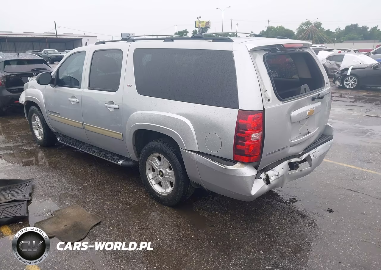 2013 Chevrolet Suburban 1500 Lt VIN:1GNSCJE07DR221649 - 3