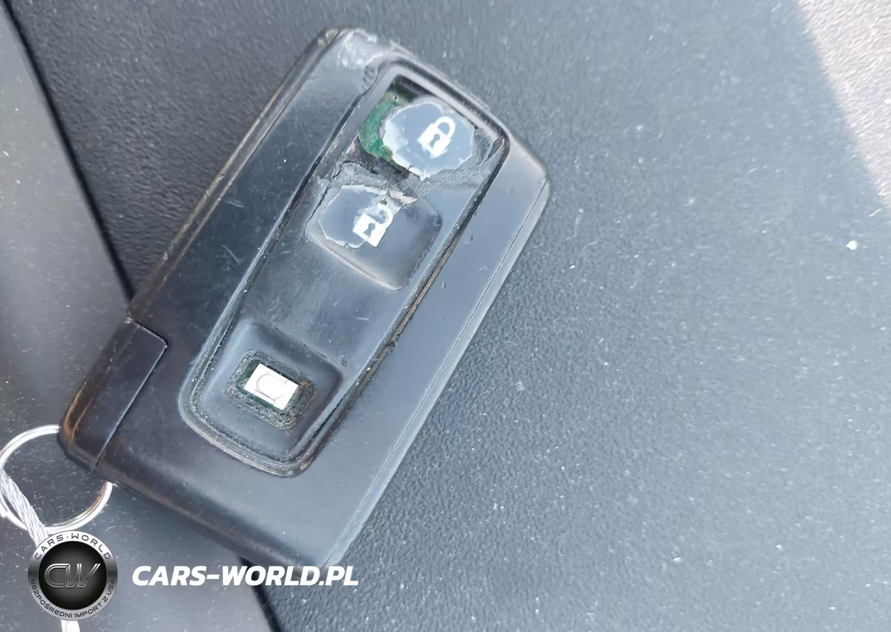 2005 Toyota Prius VIN:JTDKB20U753082462 - 11