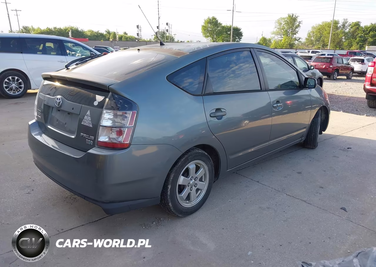 2005 Toyota Prius VIN:JTDKB20U753082462 - 4