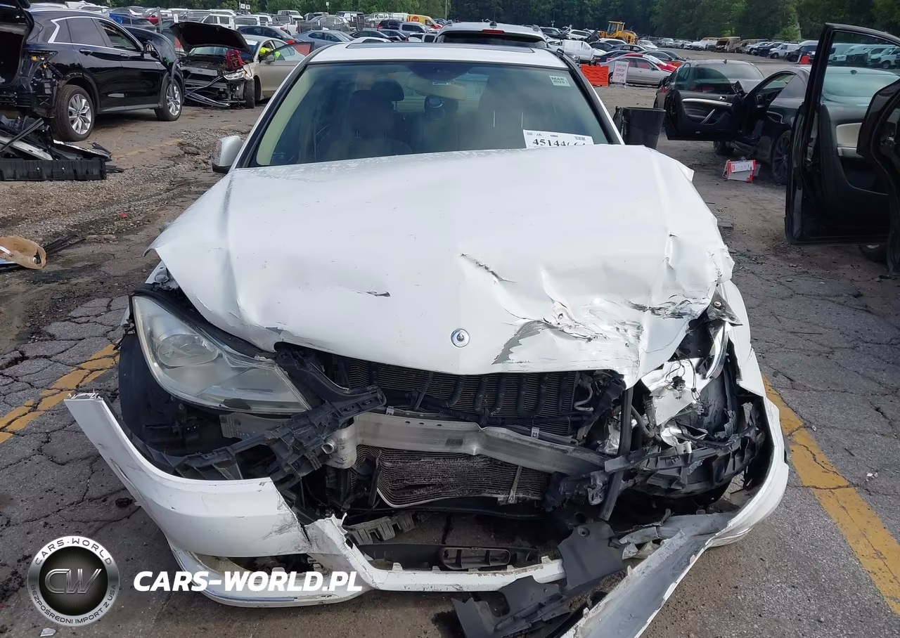 2013 Mercedes-Benz C 300 Luxury 4Matic VIN:WDDGF8AB2DR257163 - 12