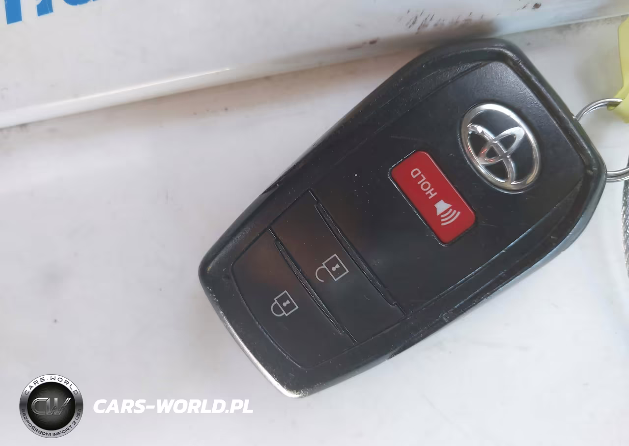 2022 Toyota Corolla Cross Le VIN:7MUCAAAGXNV021542 - 11