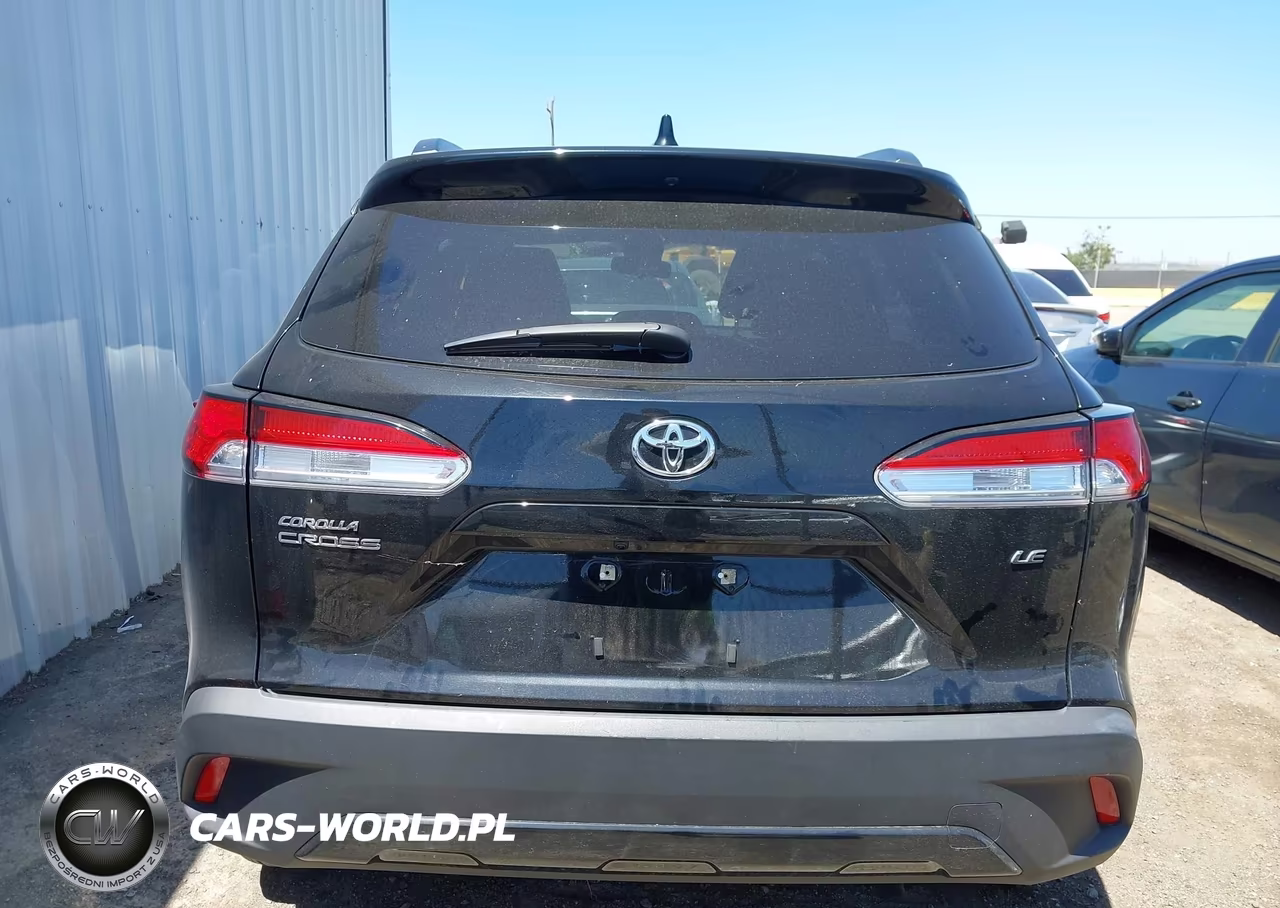 2022 Toyota Corolla Cross Le VIN:7MUCAAAGXNV021542 - 16