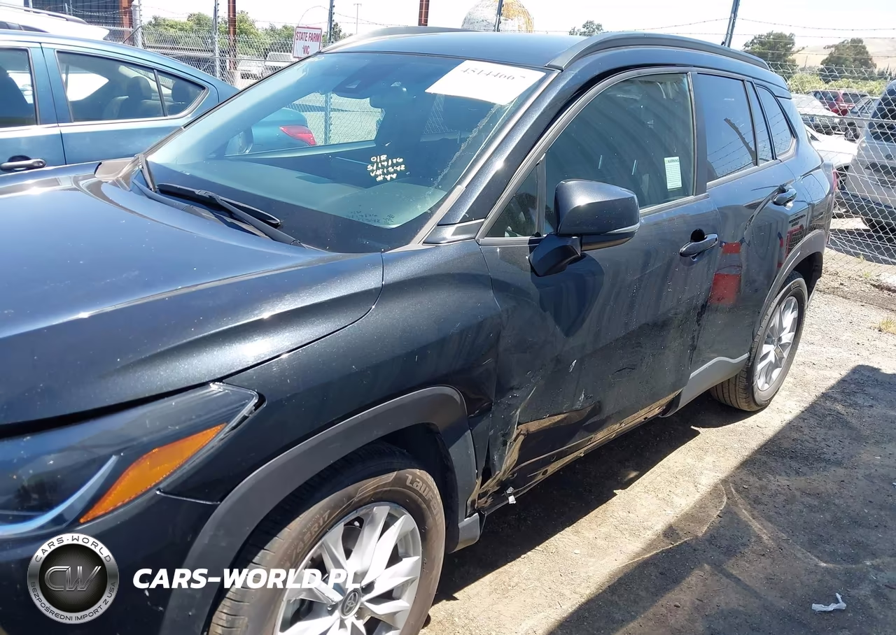 2022 Toyota Corolla Cross Le VIN:7MUCAAAGXNV021542 - 6