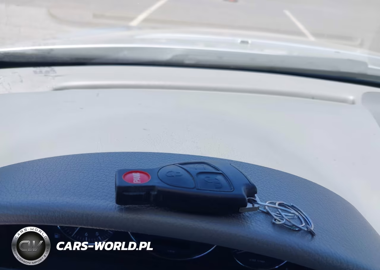 2004 Mercedes-Benz Clk 320 VIN:WDBTK65G44T021632 - 11