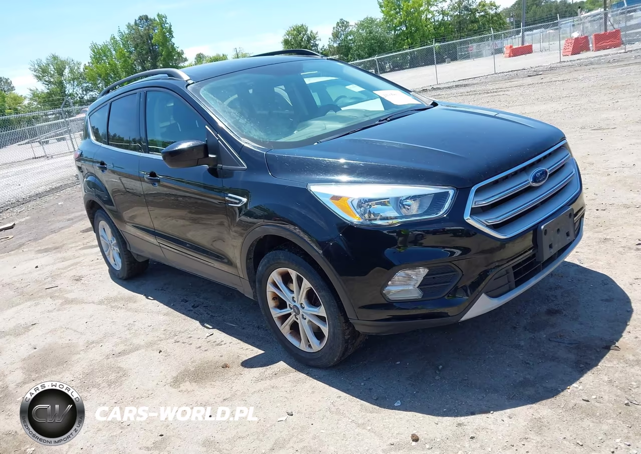 Główne zdjęcie 2018 Ford Escape Se