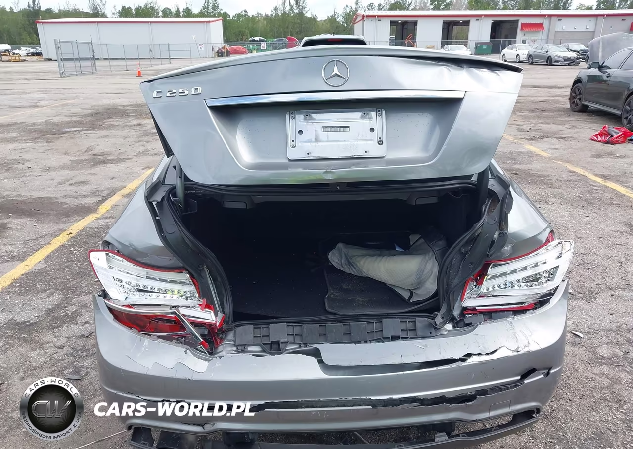 2014 Mercedes-Benz C 250 VIN:WDDGJ4HB4EG282558 - 16