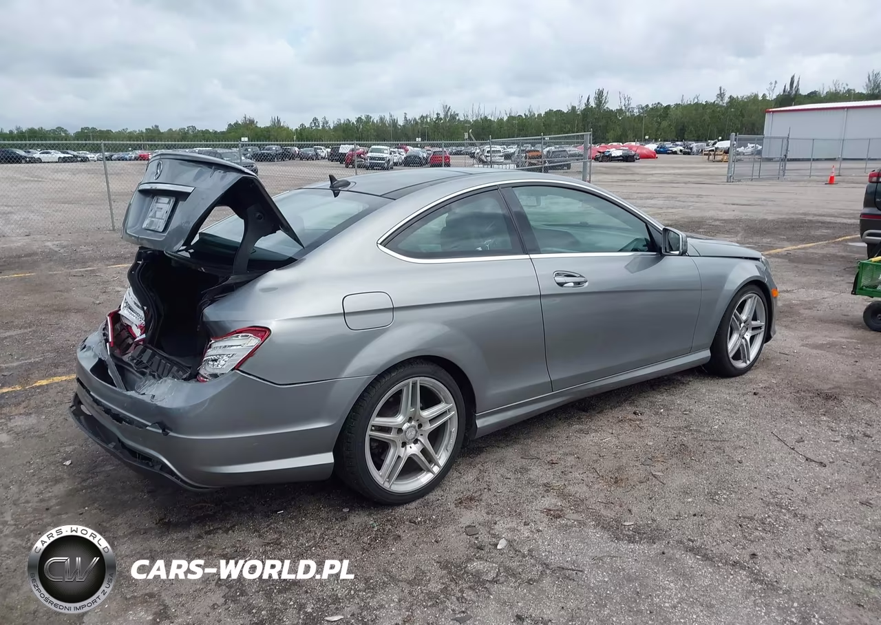 2014 Mercedes-Benz C 250 VIN:WDDGJ4HB4EG282558 - 4