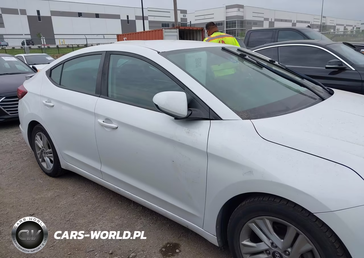2020 Hyundai Elantra Sel VIN:5NPD84LF6LH579231 - 13
