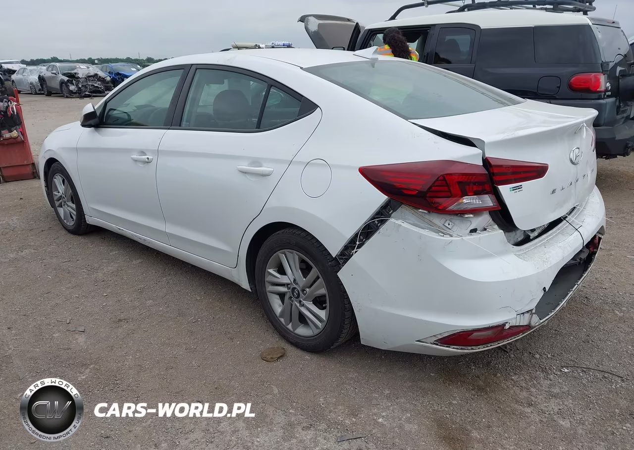 2020 Hyundai Elantra Sel VIN:5NPD84LF6LH579231 - 3