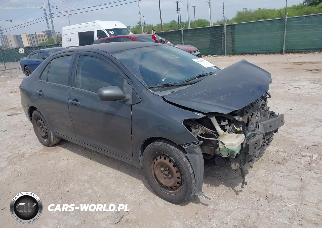 2008 Toyota Yaris – zdjęcie 1 z 17