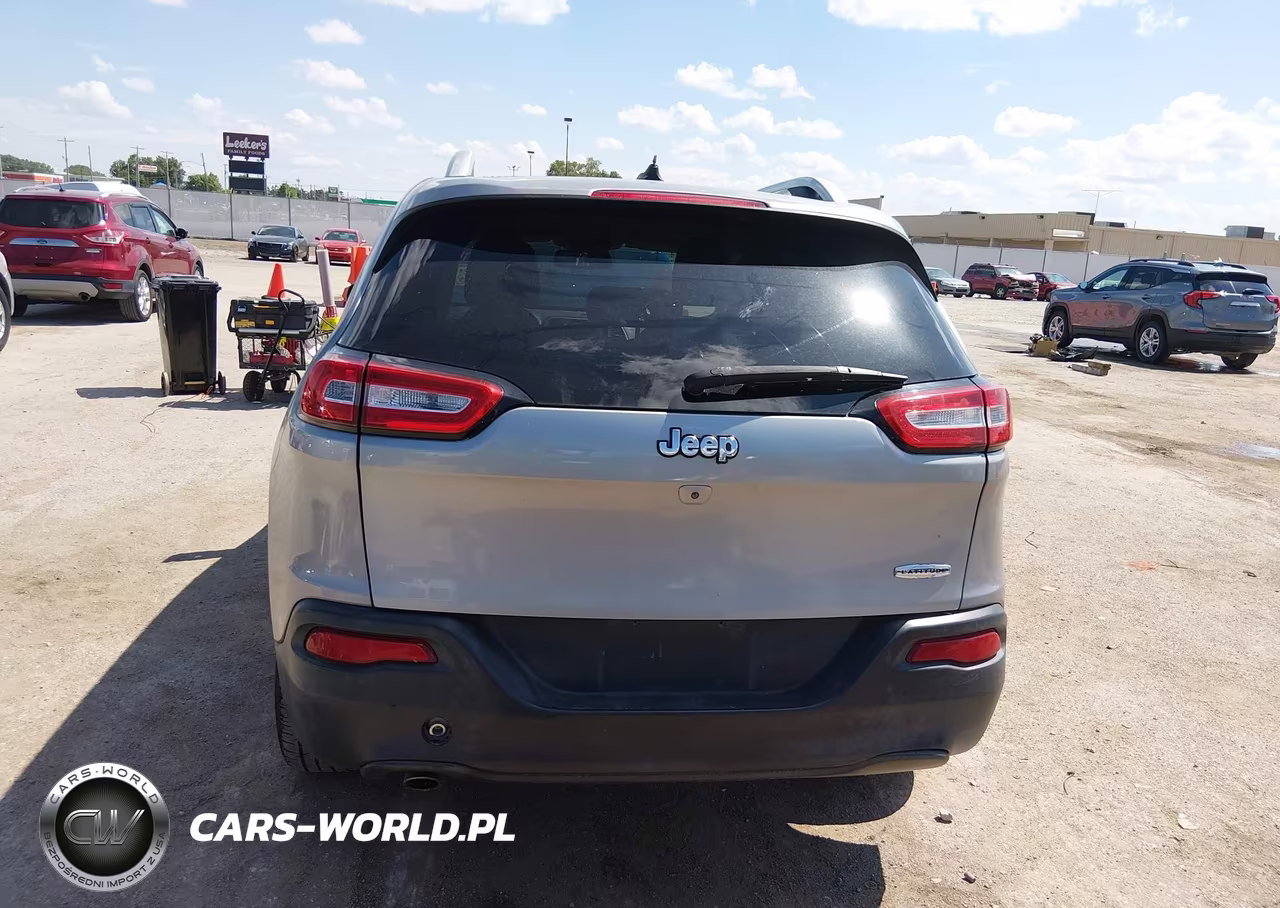 2016 Jeep Cherokee Latitude VIN:1C4PJLCB7GW335984 - 15
