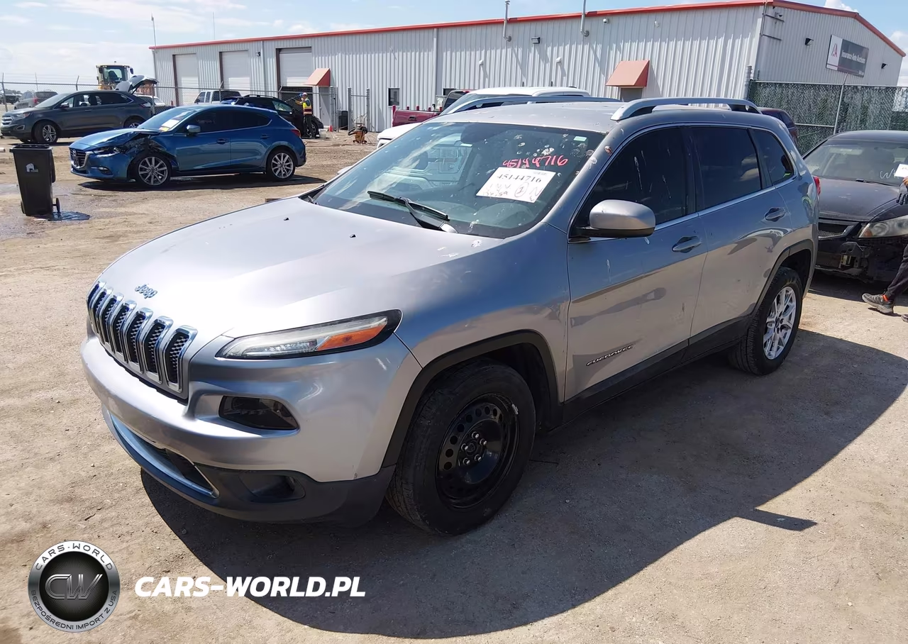 2016 Jeep Cherokee Latitude VIN:1C4PJLCB7GW335984 - 2