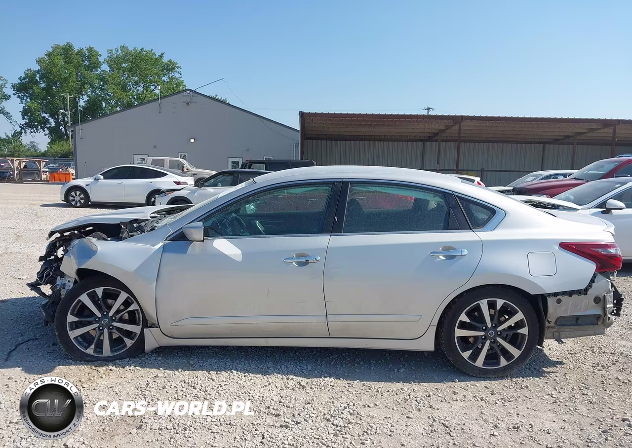 2017 Nissan Altima 2.5 VIN:1N4AL3AP9HC111543 - 15