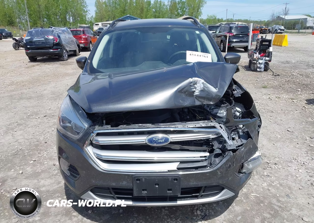 2017 Ford Escape Se VIN:1FMCU9G93HUC56661 - 13
