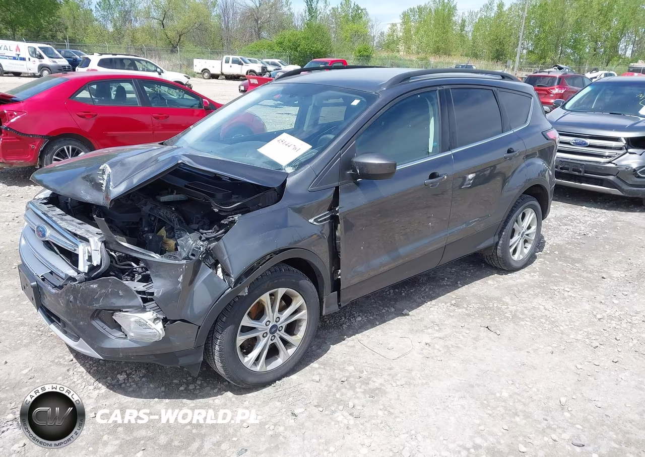 2017 Ford Escape Se VIN:1FMCU9G93HUC56661 - 2