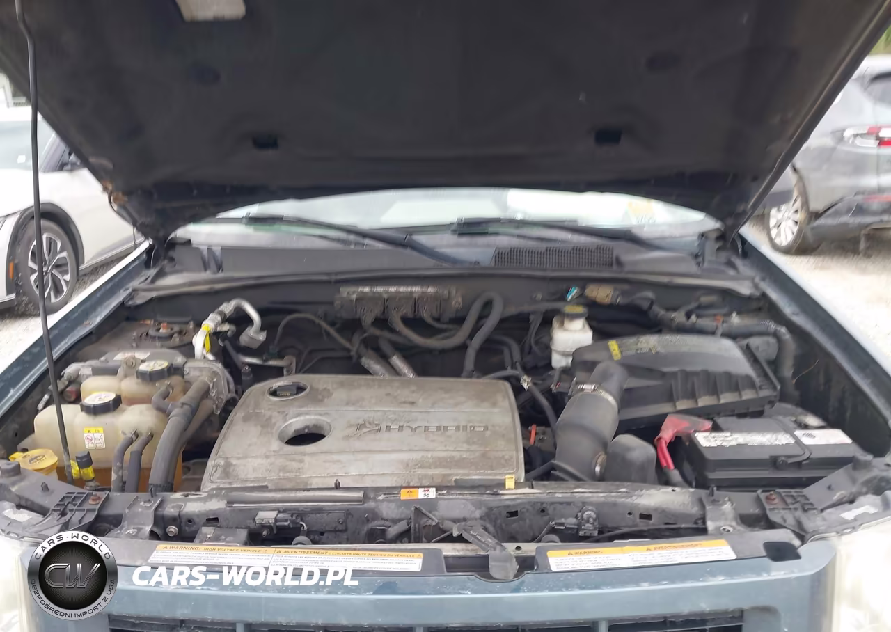 2011 Ford Escape Hybrid VIN:1FMCU4K35BKA50198 - 10